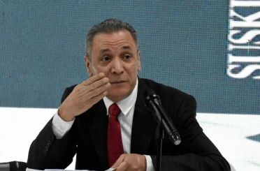 Gazeteci-Yazar Orhan Bozkurt, okurlarıyla buluşuyor