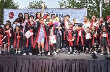 Gaziantep’in yeni eğitim merkezinde mezuniyet heyecanı 