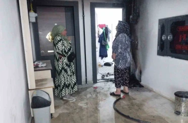 Gaziantep’te 5 katlı binada çıkan yangın korkuttu 
