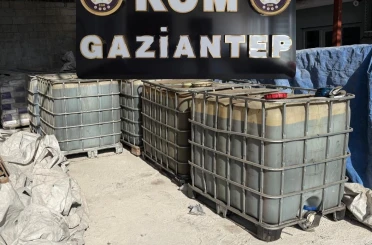 Gaziantep’te 7 bin litre gümrük kaçağı akaryakıt ele geçirildi 