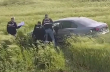 Gaziantep’te çarpışan otomobiller tarlaya uçtu: 1’i ağır 5 yaralı 