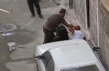 Gaziantep’te dehşete düşüren görüntüler: Annesini tekmeledi, ağabeyini defalarca bıçaklayarak öldürdü 