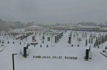 Gaziantep’te kar manzarası havadan görüntülendi 