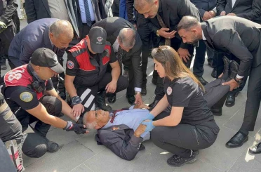 Gaziler Günü töreninde fenalaşan gazi hastaneye kaldırıldı 