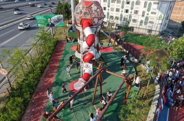 Gaziosmanpaşa’da Dünya Kupası temalı park törenle açıldı 