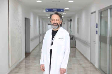 Gebelikte sol tarafa yatmak varis riskini azaltıyor 