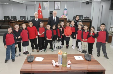 Geleceğin bireyleri yerel yönetimi yerinde tanıdı 