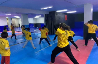 Geleceğin şampiyonları Başiskele’de yetişiyor 