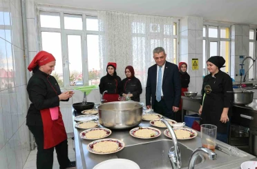 Geleceğin şeflerinden büyük başarı 