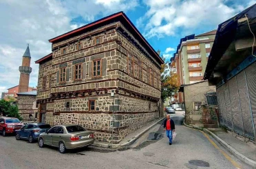 Geleneksel Erzurumevleri’nde tandırevi 