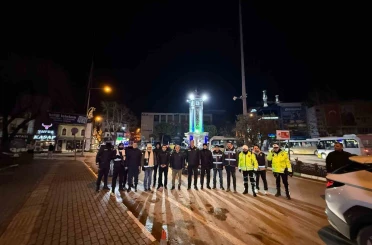 Gemlik’te protokol üyeleri yeni yıla sahada girdi 