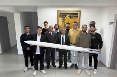 Genç havacıların imzası gökyüzünde 