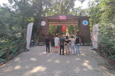 Gençler gençlik kampında bir araya geldi 