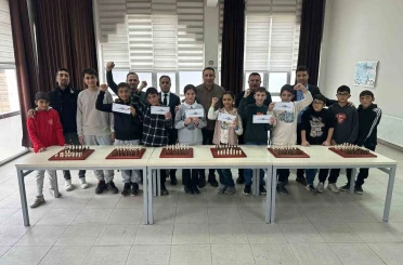 Gençler Kernek Küliyesi’nde kıyasıya yarıştı 