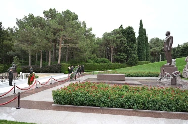 Genelkurmay Başkanı Bayraktaroğlu, Azerbaycan Savunma Bakanı Hasanov ile görüştü 