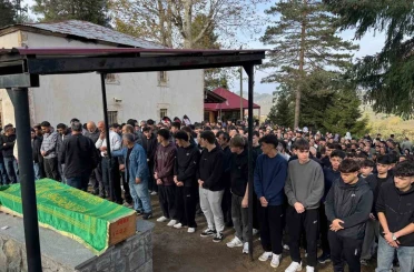 Giresun’da genç futbolcu Samet Şahin son yolculuğuna uğurlandı 