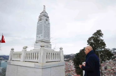 Giresun’un yeni valisi Mustafa Koç ilk ziyaretini Topal Osman Ağa’nın mezarına yaptı 