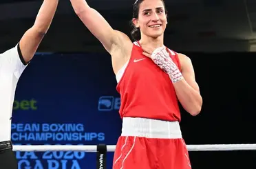 Gizem Özer yarı finale yükseldi