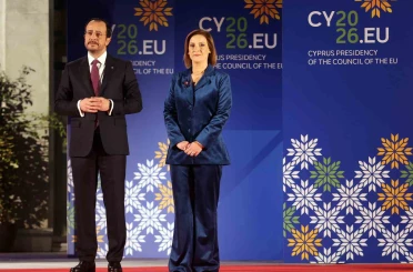 GKRY lideri Hristodulidis’in eşi Philippa Karsera sosyal medyadaki baskı nedeniyle STK’daki görevinden istifa etti 