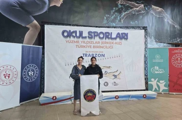 GKV’li Kont kardeşlerden Türkiye yüzme başarısı 