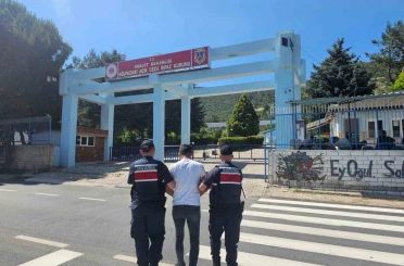 Göçmen kaçakçılığı suçundan aranan şahıs yakalandı 