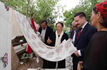 Gökçeada’da Ihlamur’un Nazlı Yüzü sergisi
