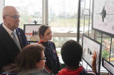 Gökkuşağı koleji’nden bilim ve sanatın buluştuğu vizyoner sergi: "LEXICON 2075" 