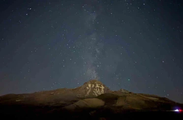 Gökyüzü tutkunları, Perseid meteor yağmurunu Erciyes’te takip etti 