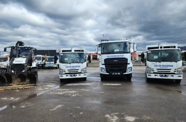 Gölcük Belediyesi araç filosunu güçlendirdi 