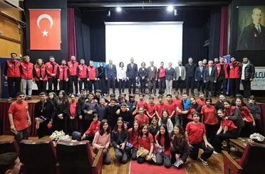 Gölcük’te afet risklerinin azaltılması panelde ele alındı