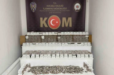 Gölcük’te bin 912 bandrol ile 206 bin 300 makaron ele geçirildi 