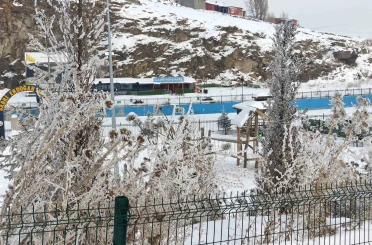 Göle ilçesi eksi 20 dereceyle dondu 