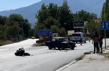 Gölhisar’da motosiklet ile otomobil çarpıştı: 1 yaralı 