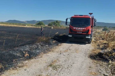 Gönen’de ekili buğday tarlasında korkutan yangın 