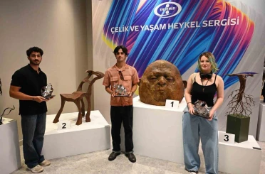 GSF öğrencilerinden Çelik ve Yaşam Heykel Yarışması’nda büyük başarı 