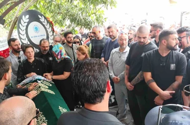 Güllü son yolculuğuna uğurlanıyor 