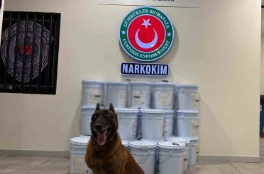 Gümrükler Muhafaza ekiplerince düzenlenen operasyonlarda 1 milyar 945 milyon lira değerinde uyuşturucu madde yakalandı 