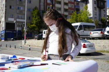 Gümüşhane’de "Filistinli Çocuklar İçin Çiz" etkinliği düzenlendi 