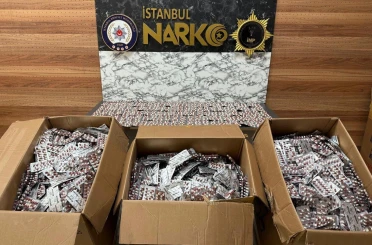 Güngören’de depoya uyuşturucu baskını: 3 gözaltı 