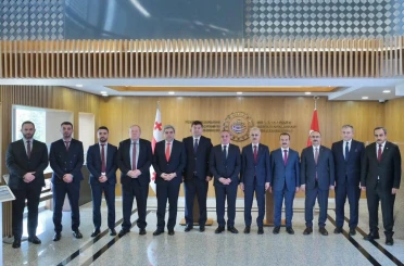 Gürcistan Altyapı Bakanı Sokhadze’den, Bakan Uraloğlu’na başsağlığı 