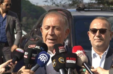 Gürsel Tekin: "Mahkemelerden kurtulup yolumuza devam etmek için çaba sarf ediyoruz" 