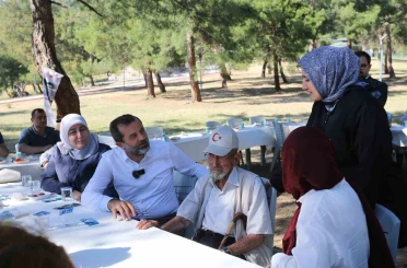 Gürsu’nun büyüklerine vefa pikniği 