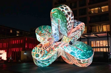 Güvenç Özel’in ‘Neuroflux’ı Contemporary Istanbul’da sergileniyor 