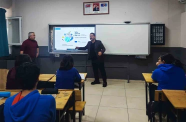 ‘Güvenli İnternet Günü’nde Muğla’da anlamlı etkinlik 