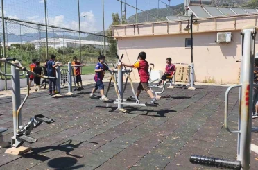 Hafızlık öğrencileri yeşil sahada moral depoladı 