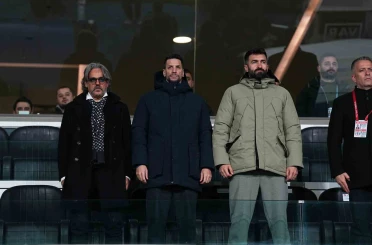 Hakan Balta, Başakşehir - Konyaspor maçını tribünden takip etti 