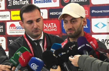 Hakan Çalhanoğlu: "Kurtlar Vadisi müziği eşliğindeki tezahürat bizi etkiledi" 