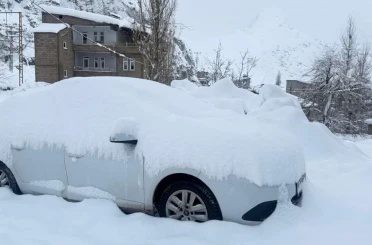 Hakkari’de 210 yerleşim yerinin yolu kapandı 