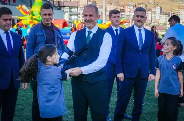 Hakkâri’de 3. Çocuk Oyun Şenliği düzenlendi
