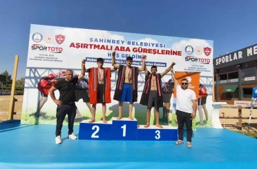 Hakkarili sporcular 5 madalyayla kente döndü 